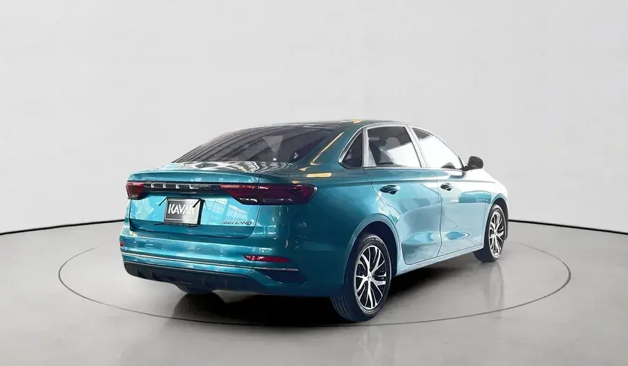 Geely Emgrand 2024