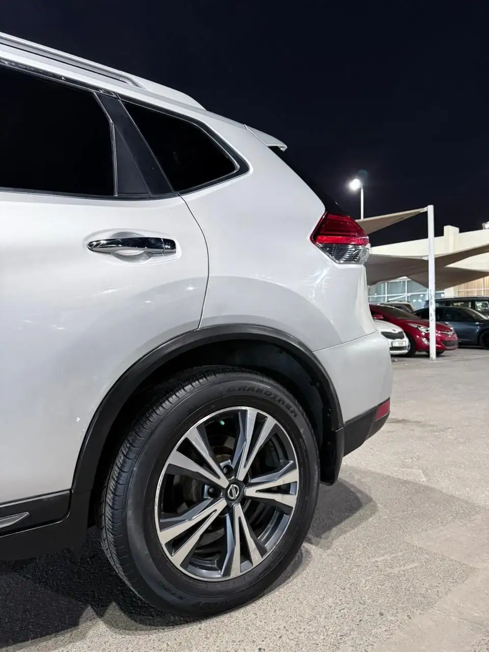Nissan Rogue 2017 205L