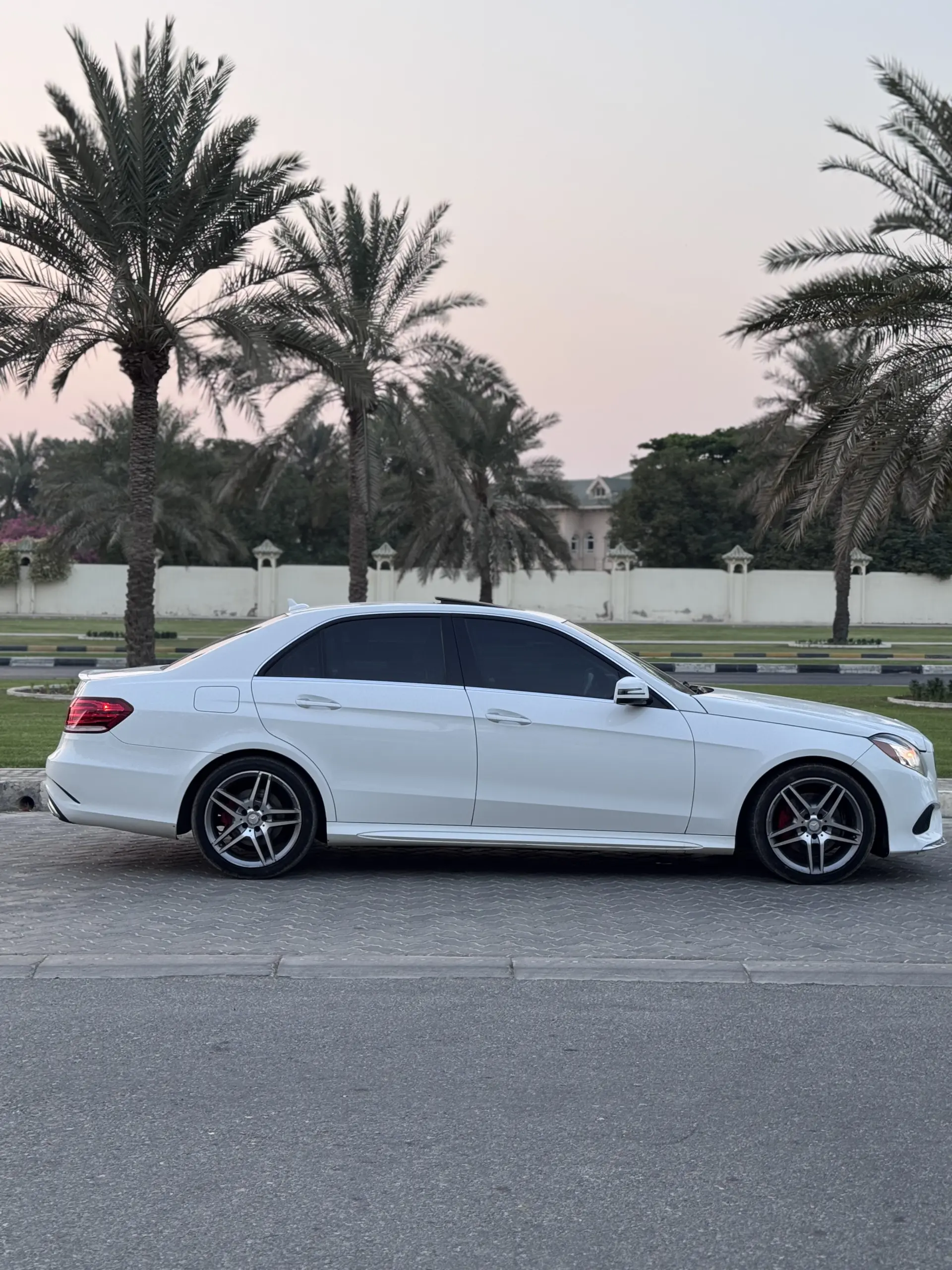 مرسيدس بنز E Class 2014 3.5L