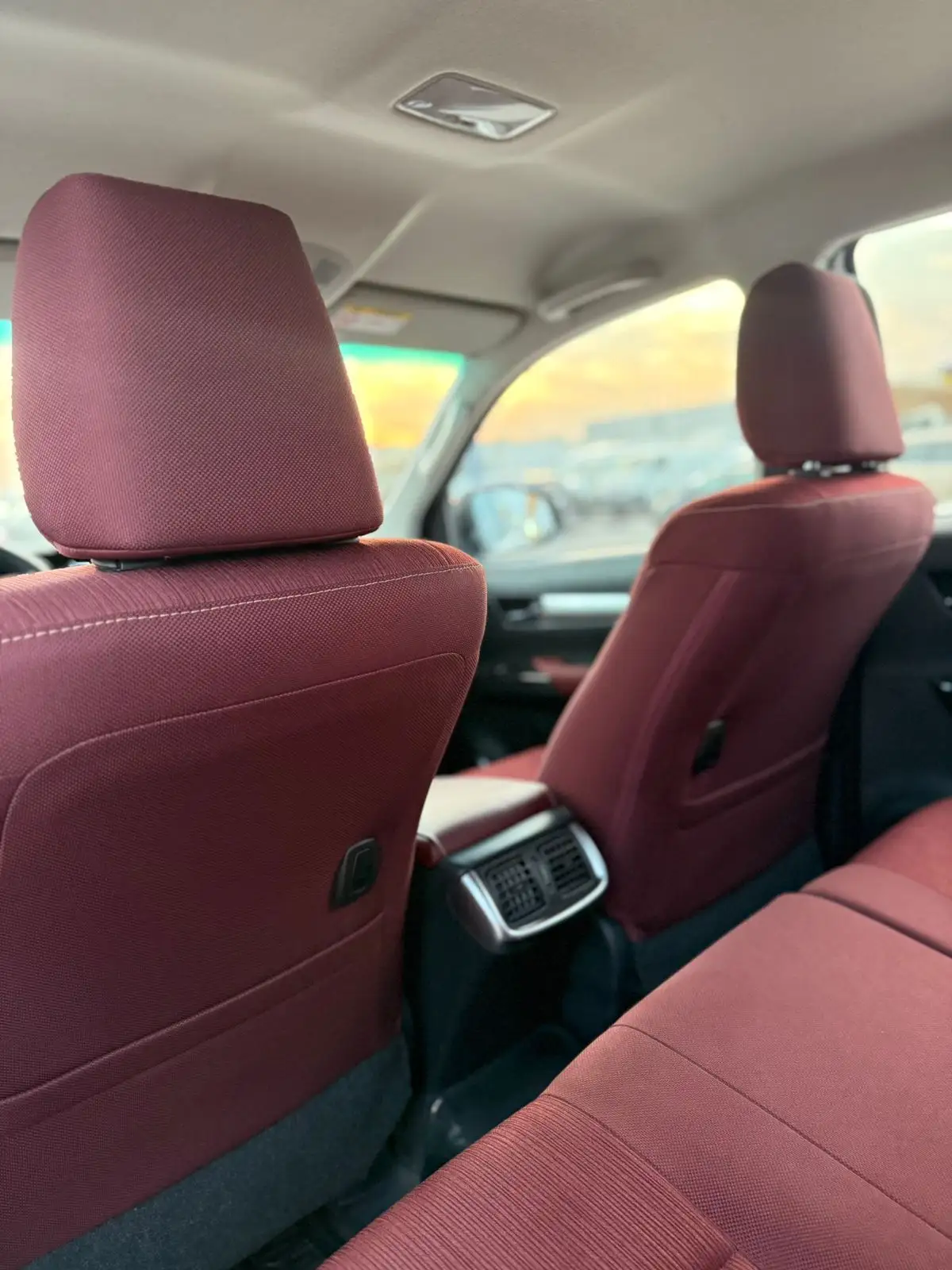 تويوتا هيلوكس 2024