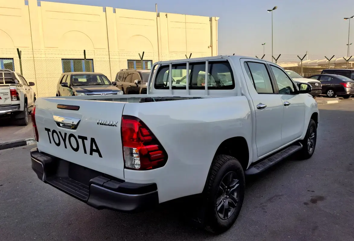 Toyota Hilux 2025 2.4L