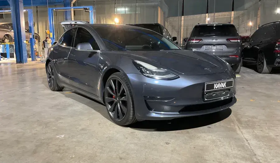 Tesla Model 3 2020 undefinedL