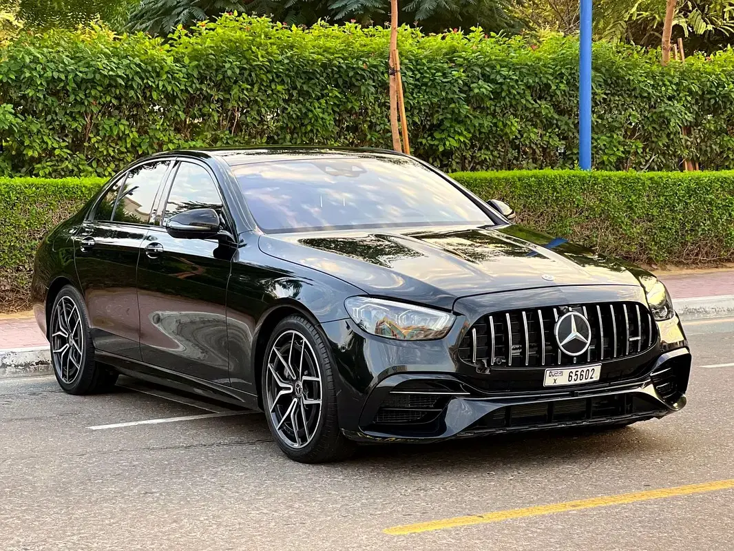 مرسيدس بنز E Class 2021