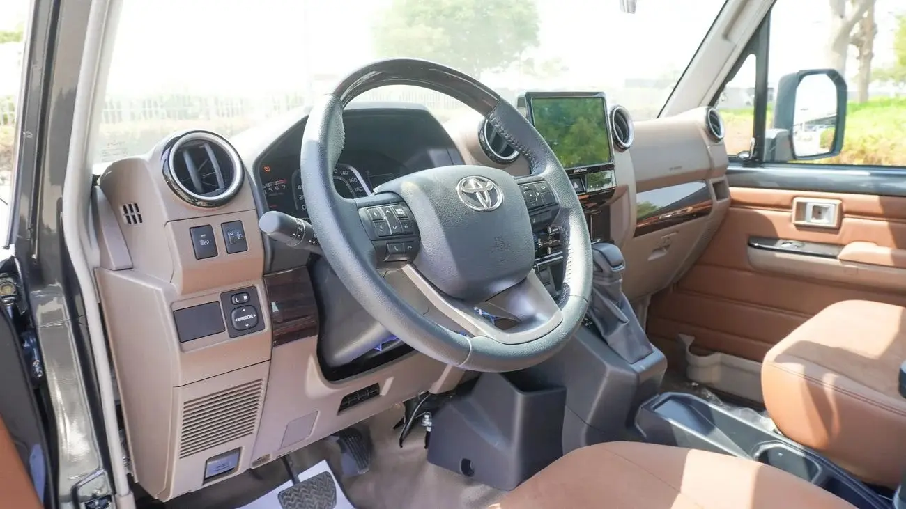 Toyota Land Cruiser Pick Up 2025 4L
