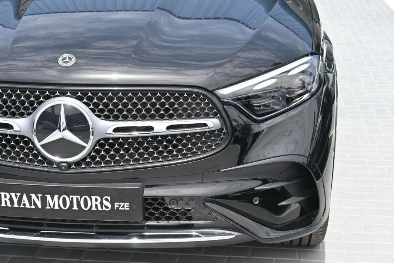 Mercedes Benz GLC Class 2024 2L