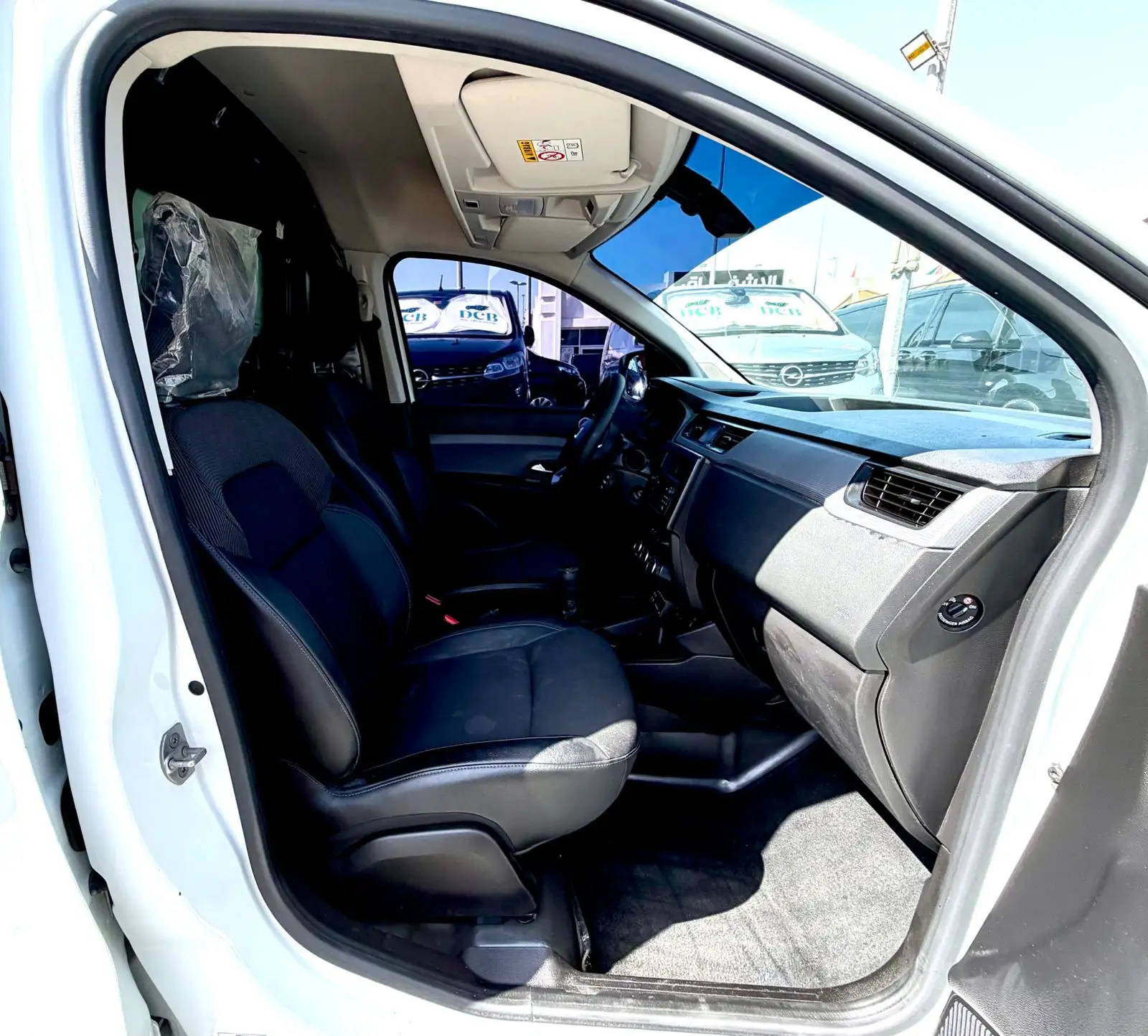 رينو اكسبريس فان 2024 undefinedL