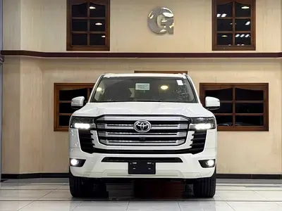 تويوتا لاند كروزر 2025