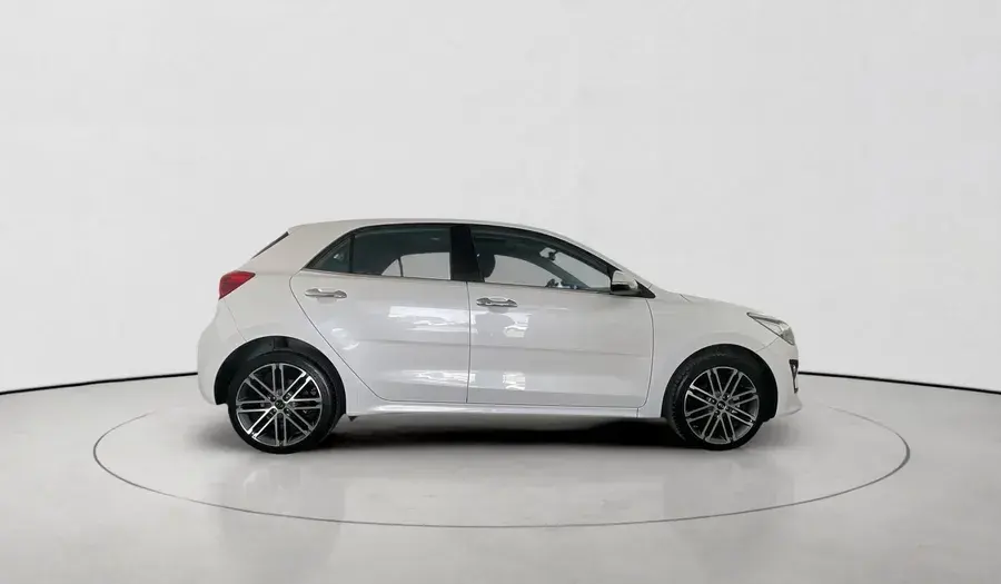 Kia Rio 2021 undefinedL