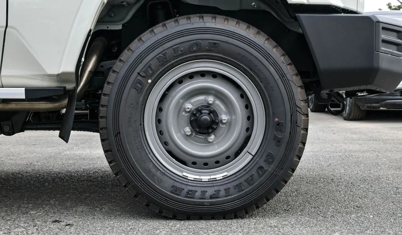 Toyota Land Cruiser Pick Up 2024 4.2L