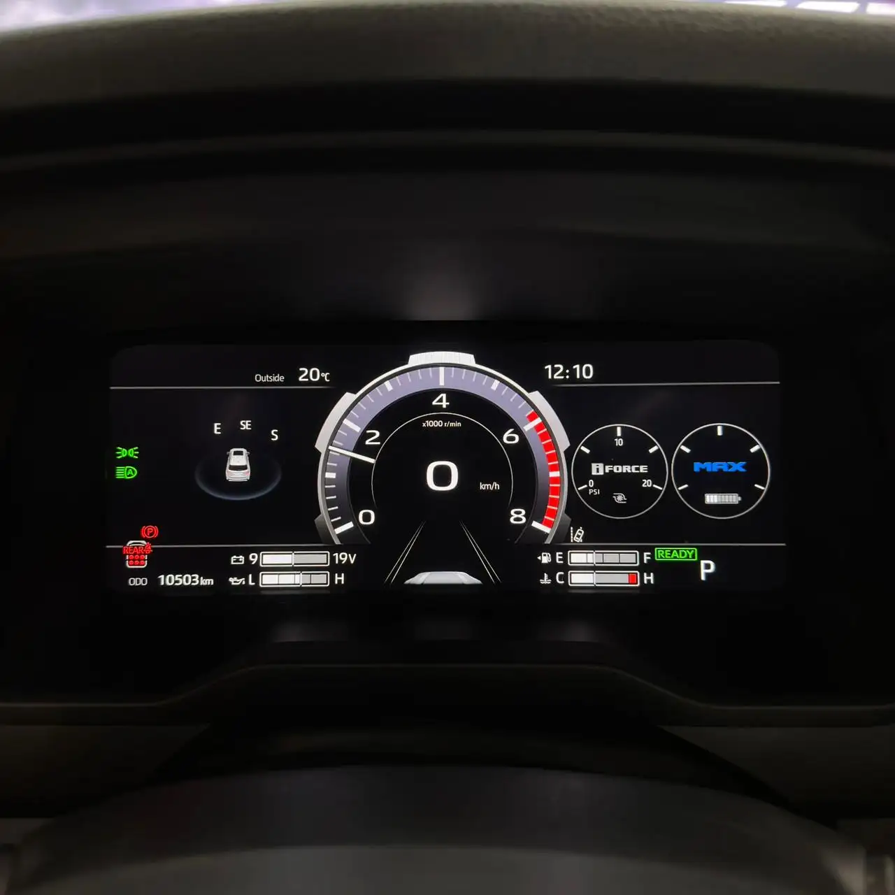 تويوتا سيكويا 2024 5.7L