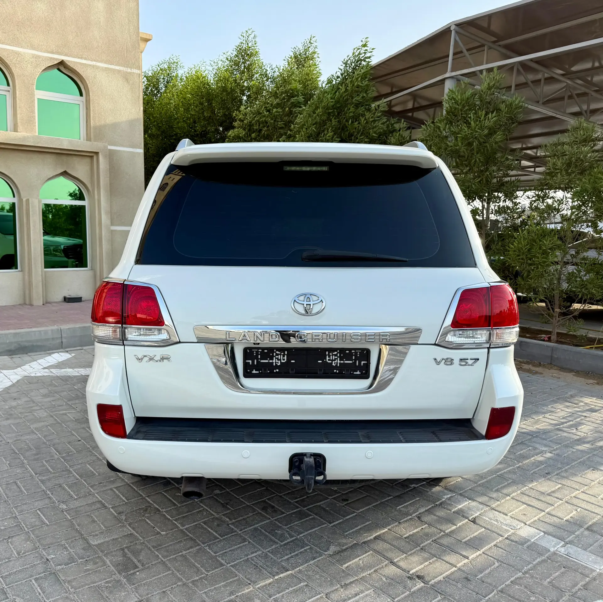 تويوتا لاند كروزر 2011