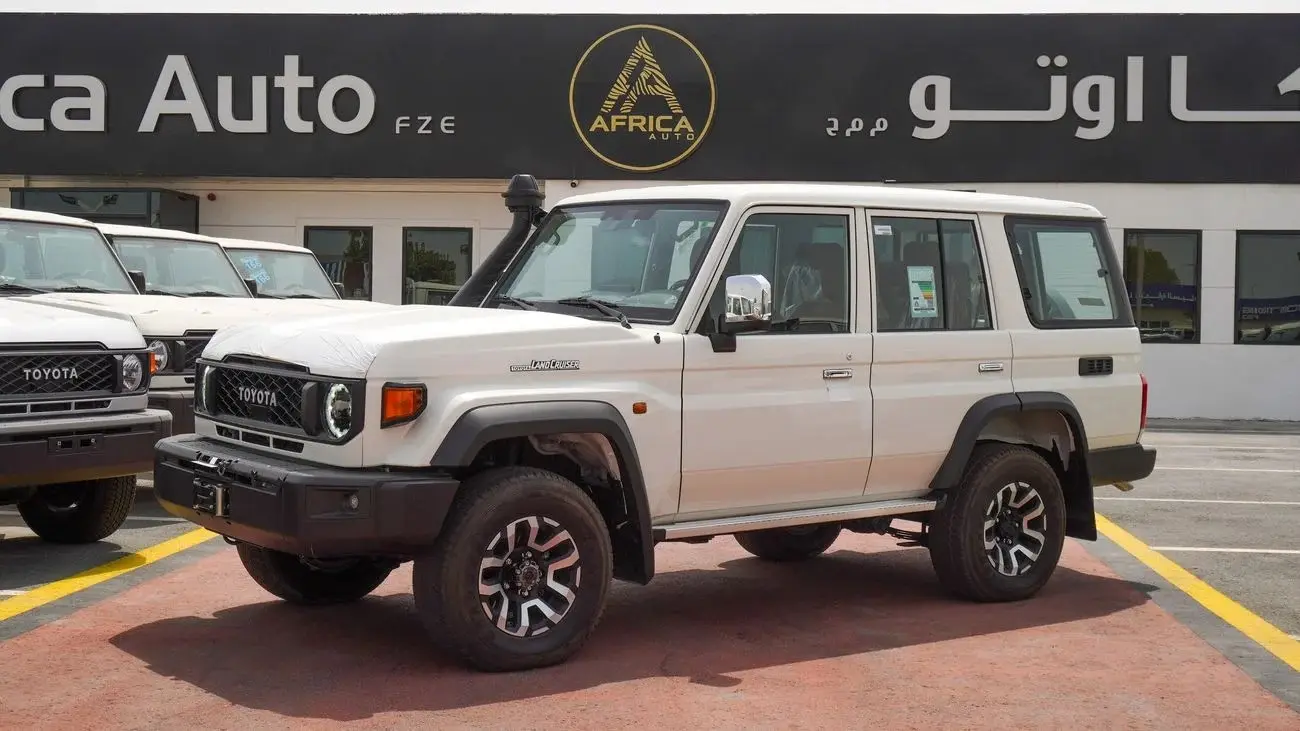 Toyota Land Cruiser 70 2025 4L