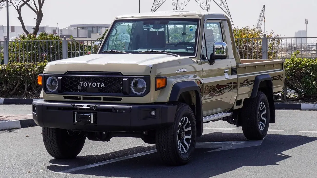 Toyota Land Cruiser Pick Up 2025 4L