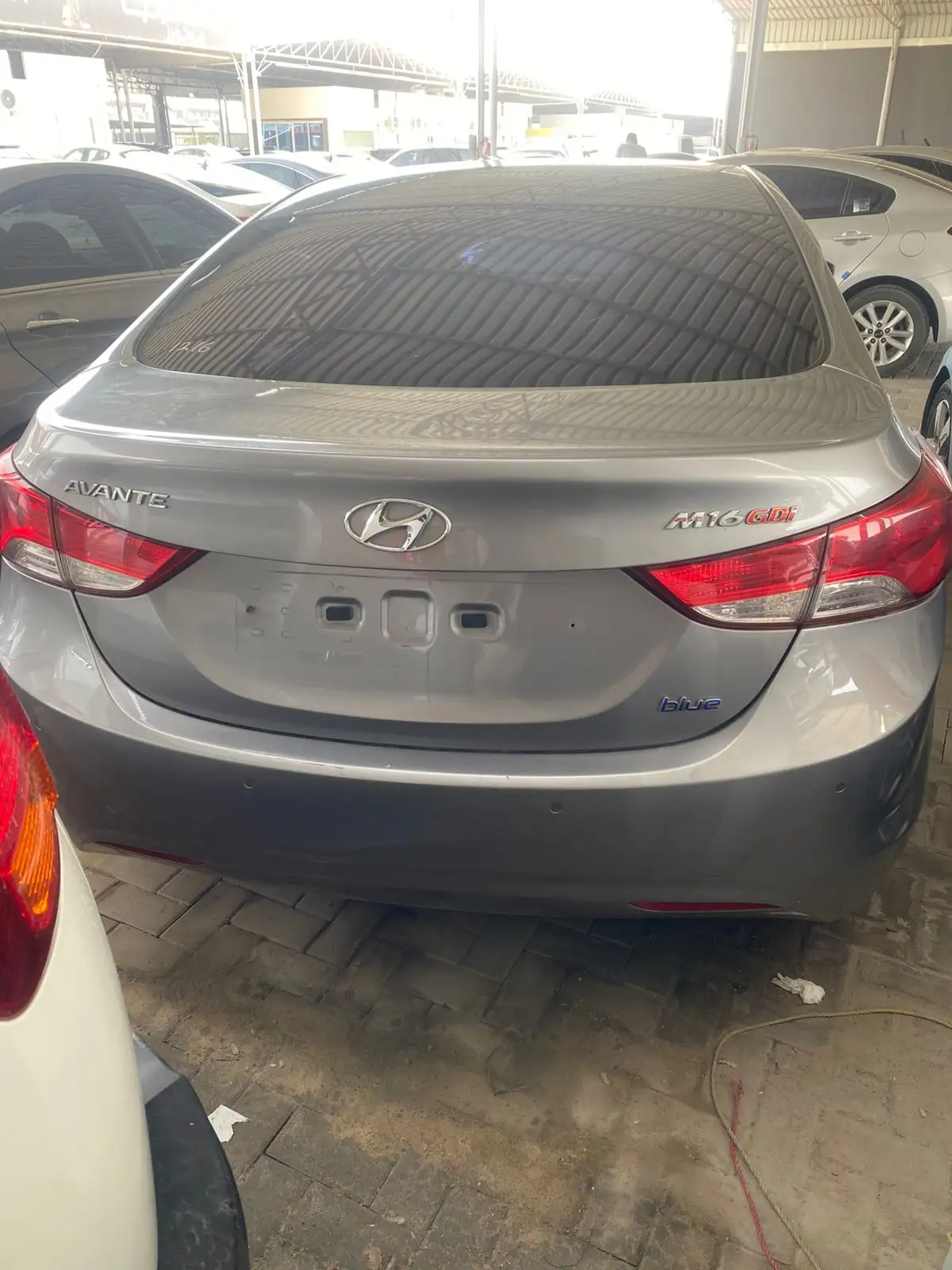 Hyundai Avante 2011 1600L