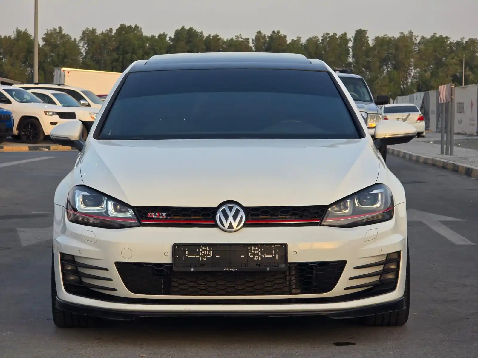 فولكس واجن جولف GTI 2016