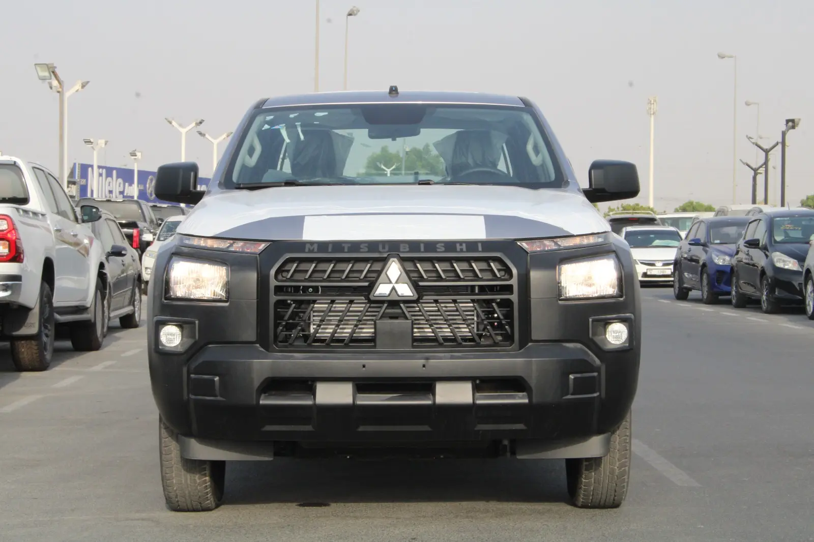 ميتسوبيشي L200 2025 2.4L