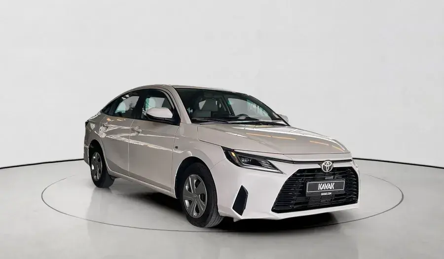 تويوتا يارس سيدان 2023 1.5L