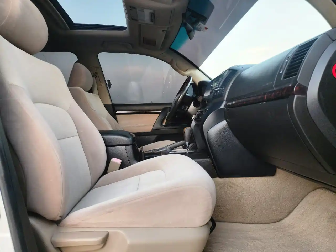 Toyota Land Cruiser 2011