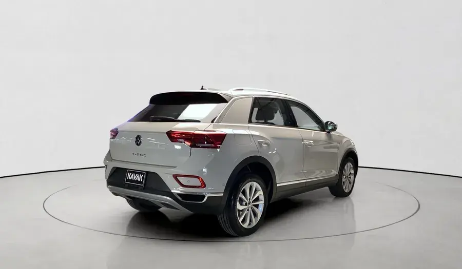 فولكس واجن T ROC 2023