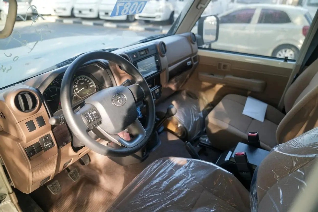 Toyota Land Cruiser 70 2025 4L
