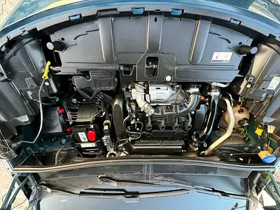 Peugeot 3008 2023 1.6L