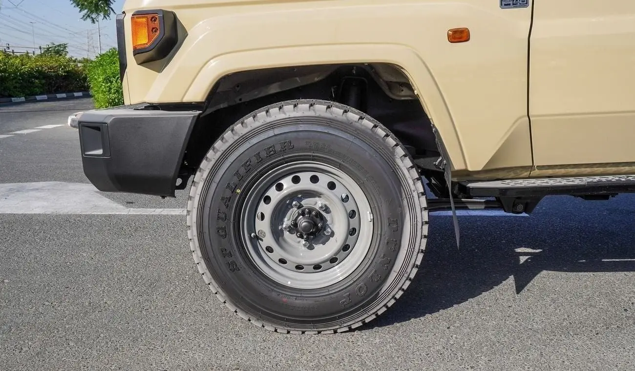 تويوتا لاند كروزر بيك آب 2025 4L