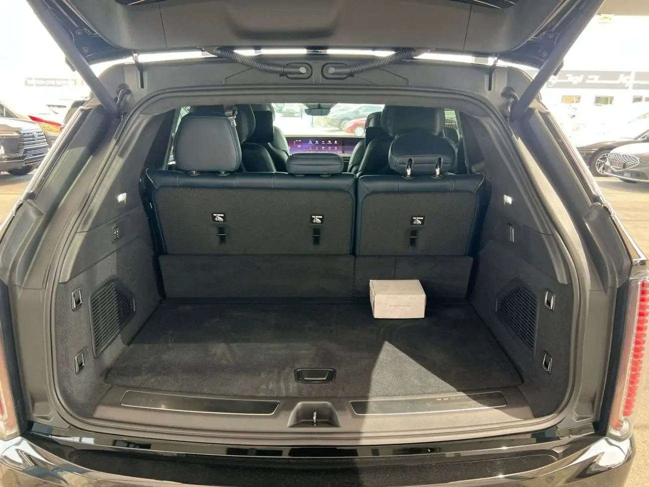 Cadillac Escalade IQ 2025 undefinedL