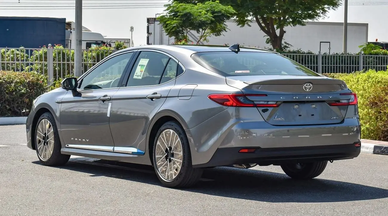 Toyota Camry HEV 2025 2.5L