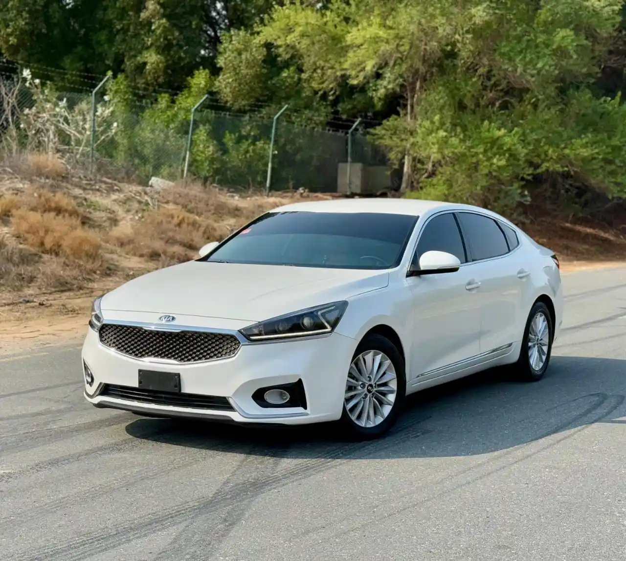 كيا كادنزا 2019 3.3L