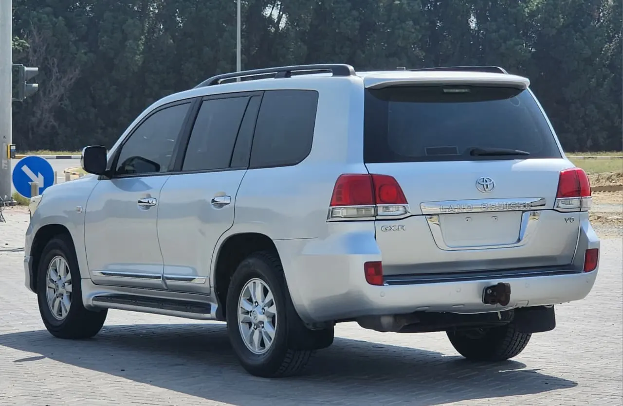 تويوتا لاند كروزر 2010 undefinedL