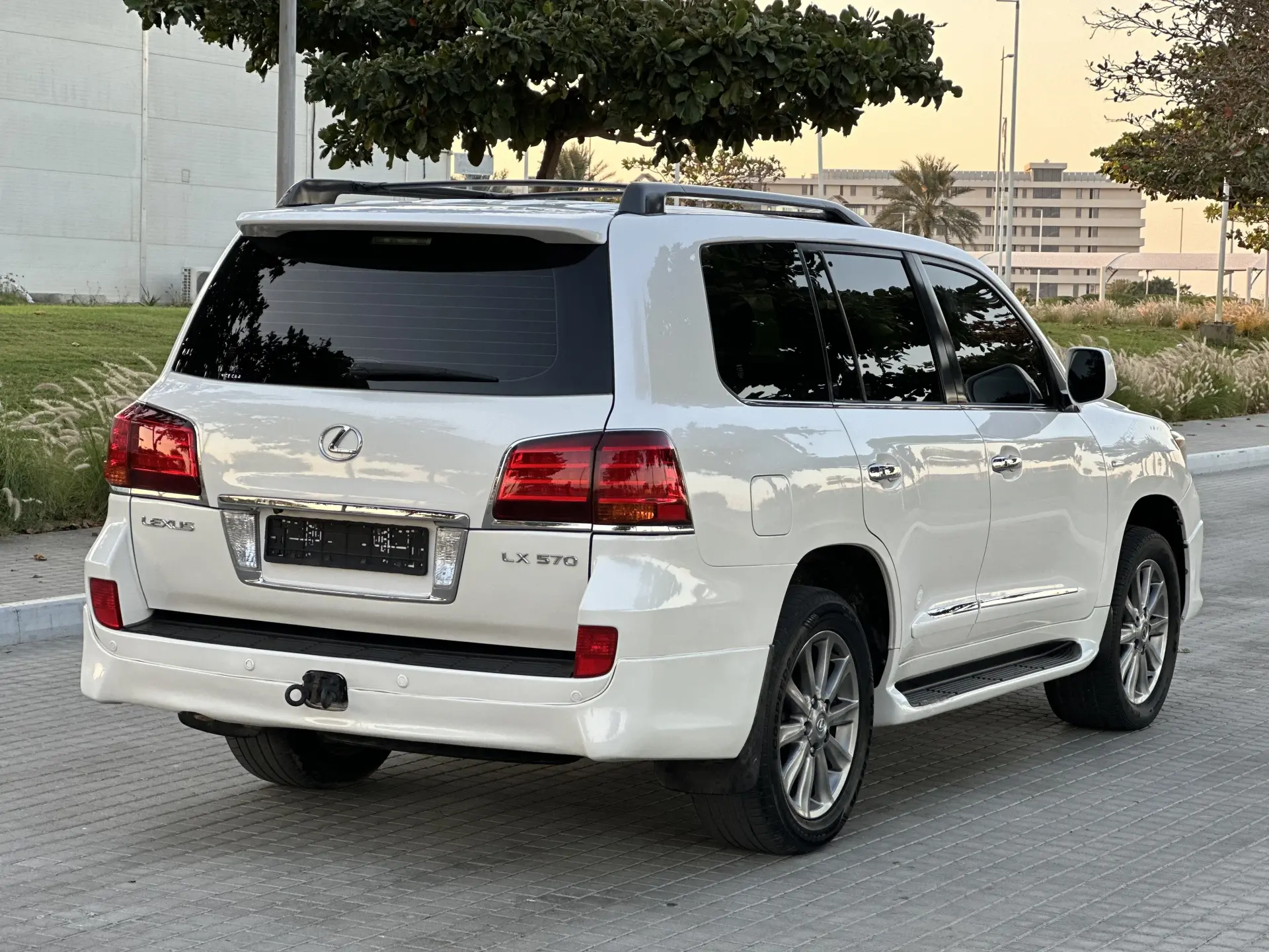 لكزس LX 2009