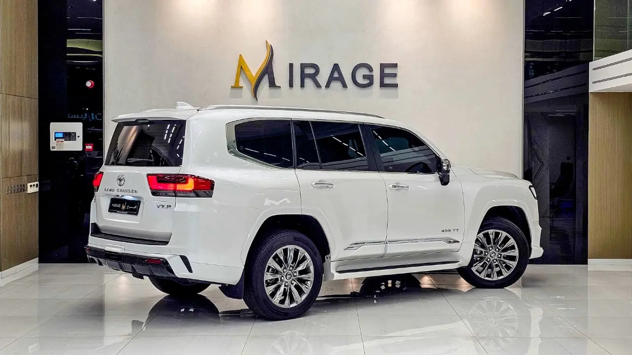 تويوتا لاند كروزر 2025