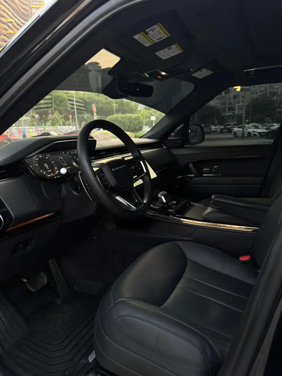 لاند روفر رينج روفر 2025 3L