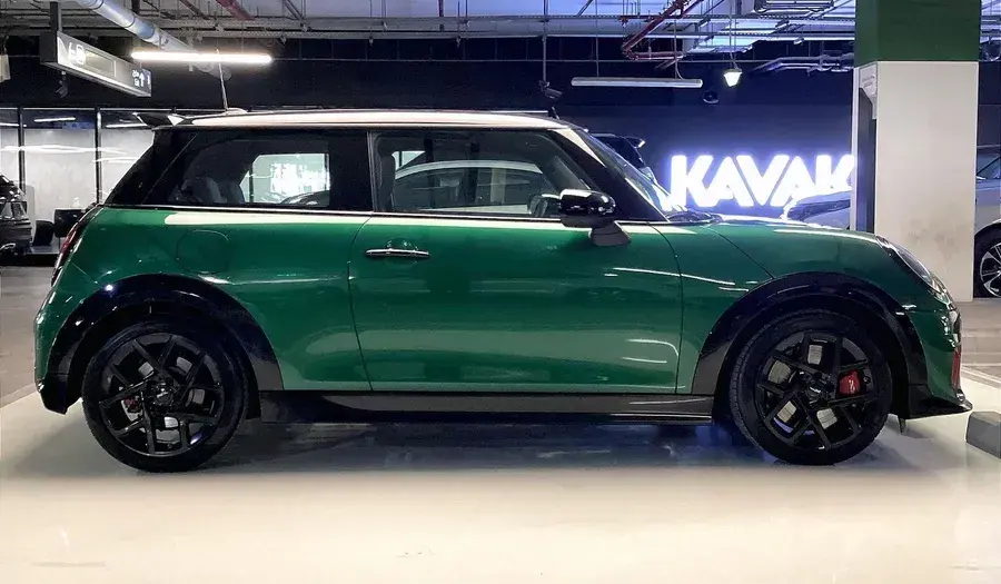 ميني كوبر 2025