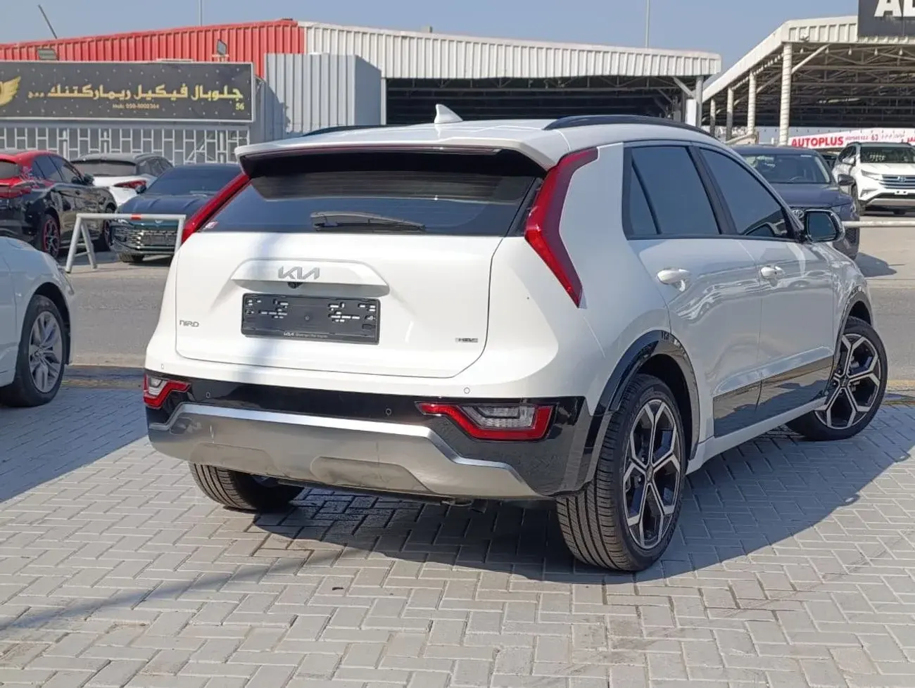 كيا نيرو 2024 1.6L