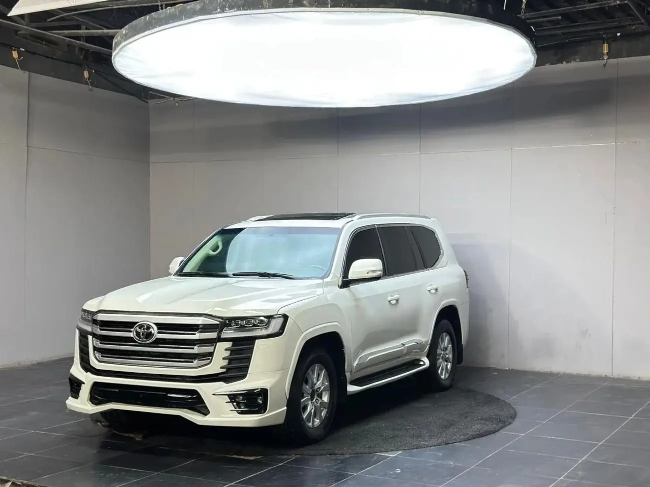 Toyota Land Cruiser 2020 5.7L