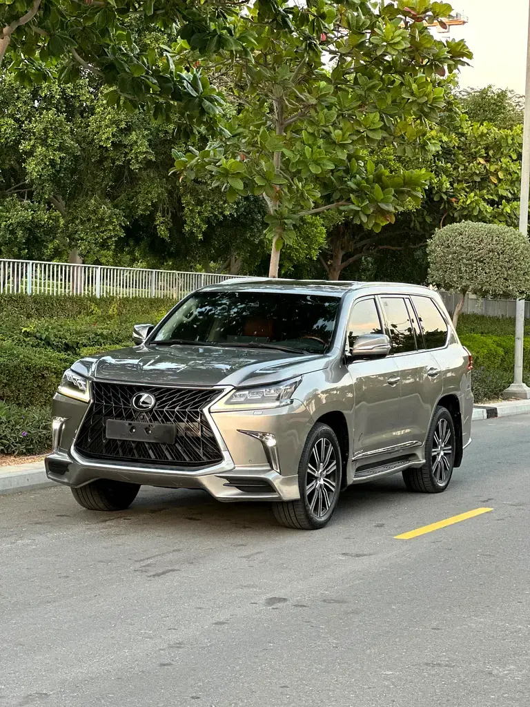 لكزس LX 2018 5.7L