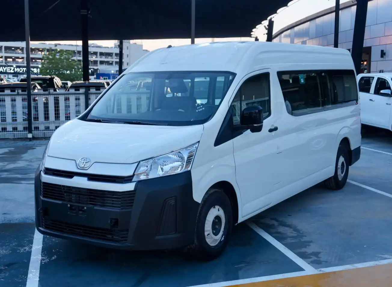 Hiace Bus 2026