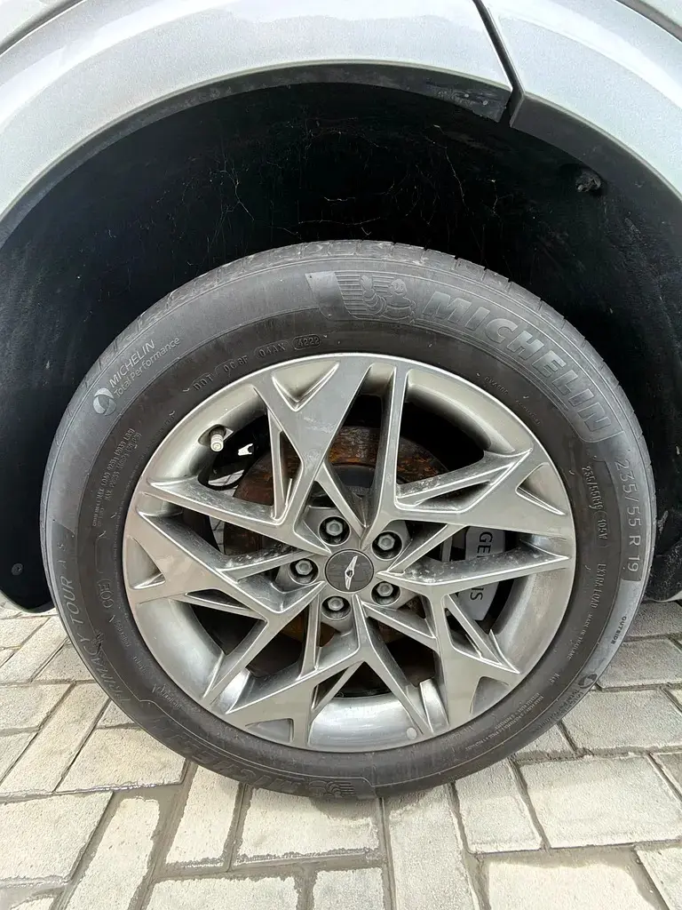جينيسس GV70 2023 2.5T