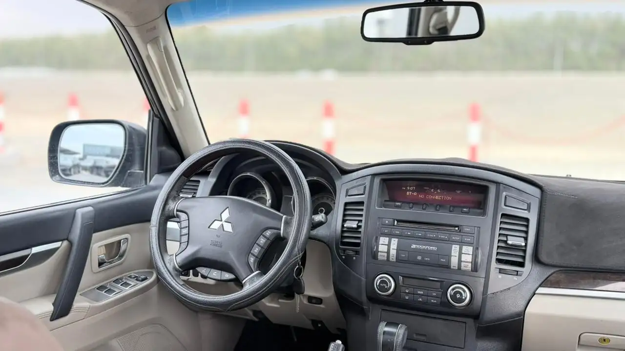 ميتسوبيشي باجيرو 2010 3L