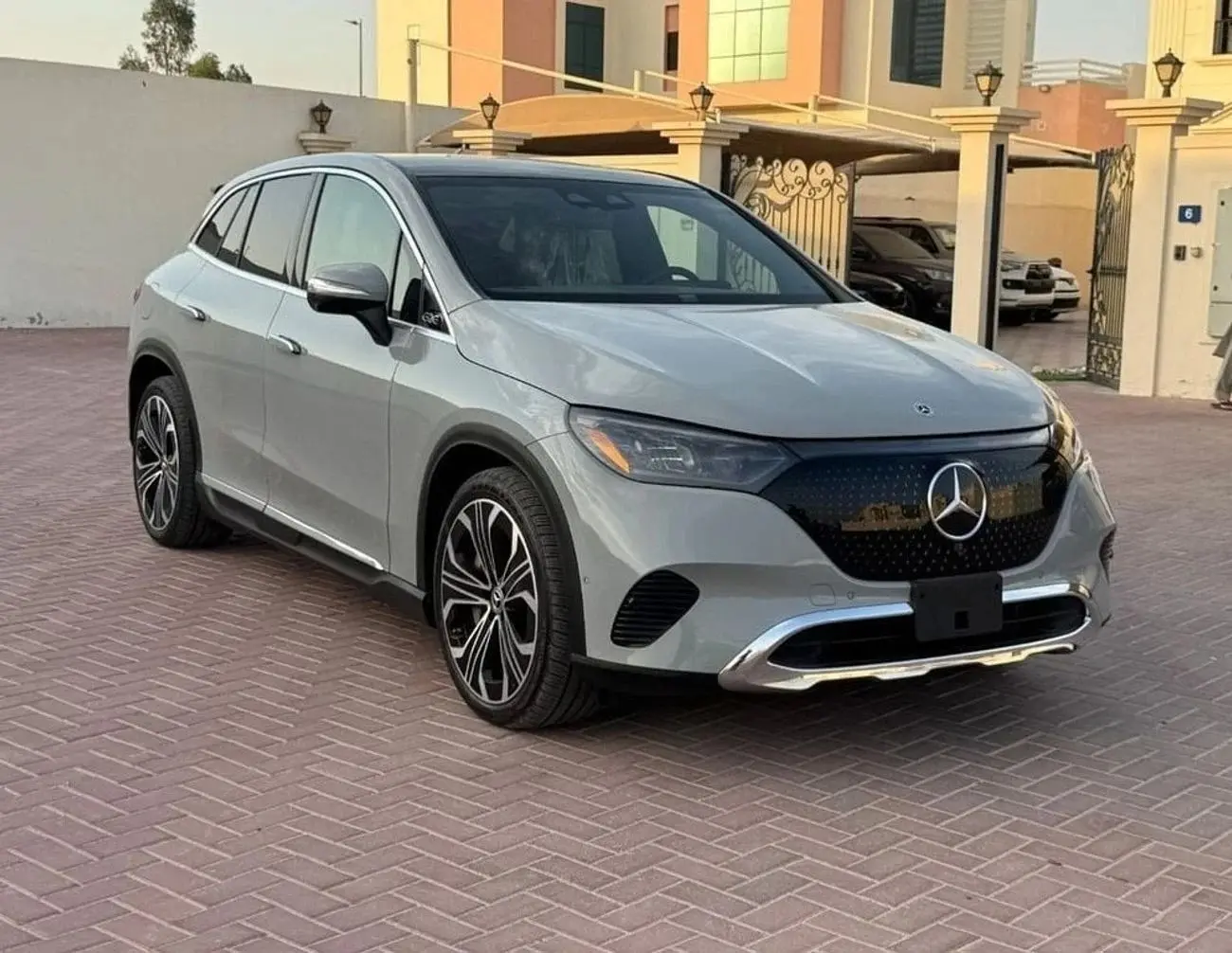 Mercedes Benz EQE SUV Class AMG 2023