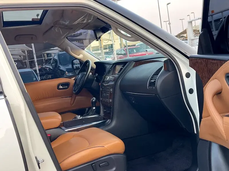 نيسان باترول 2018 5.6L