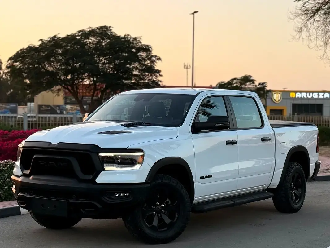 RAM 1500 2023 5.7L