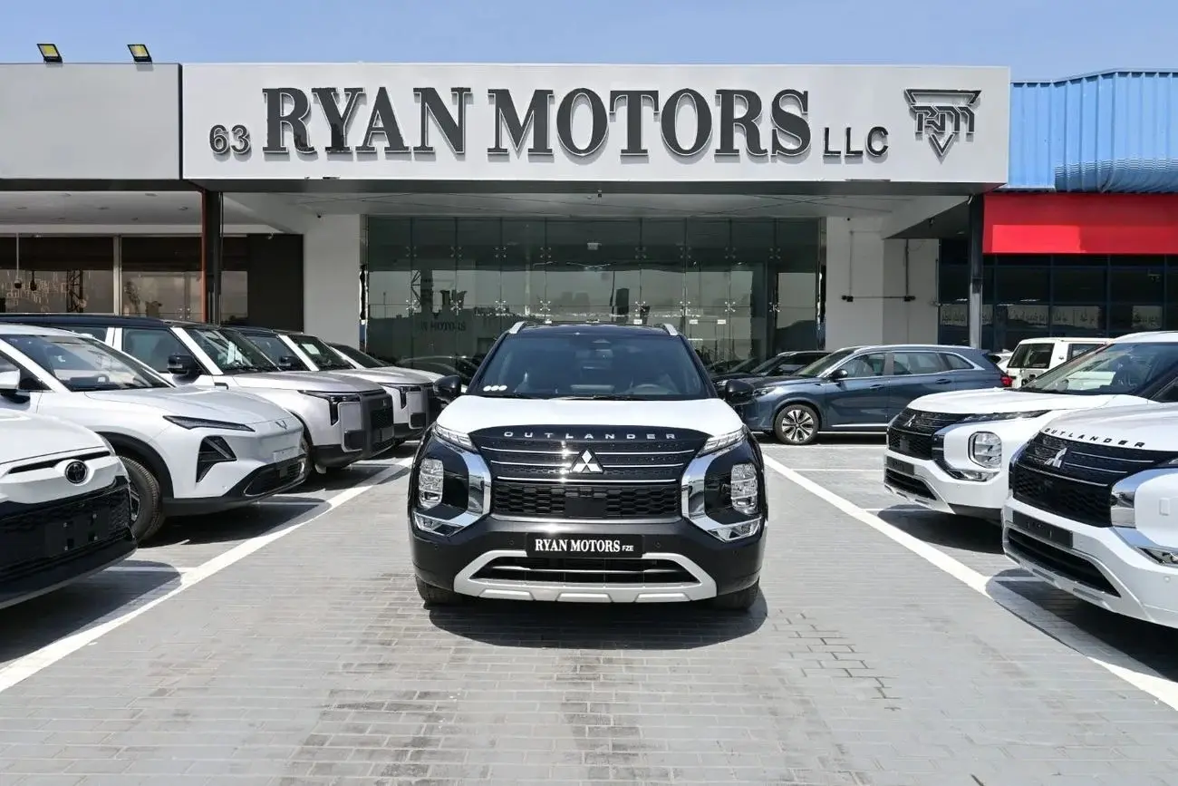 ميتسوبيشي آوتلاندر 2025 2.5L