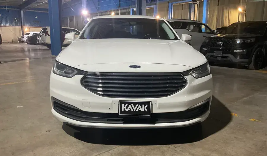 Ford Taurus 2022 2L