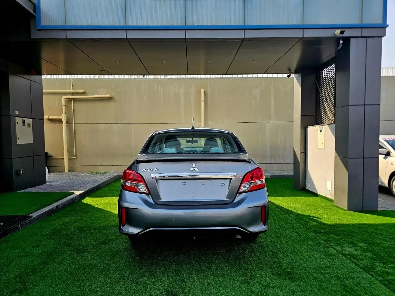 ميتسوبيشي اتراج 2021 1.2L