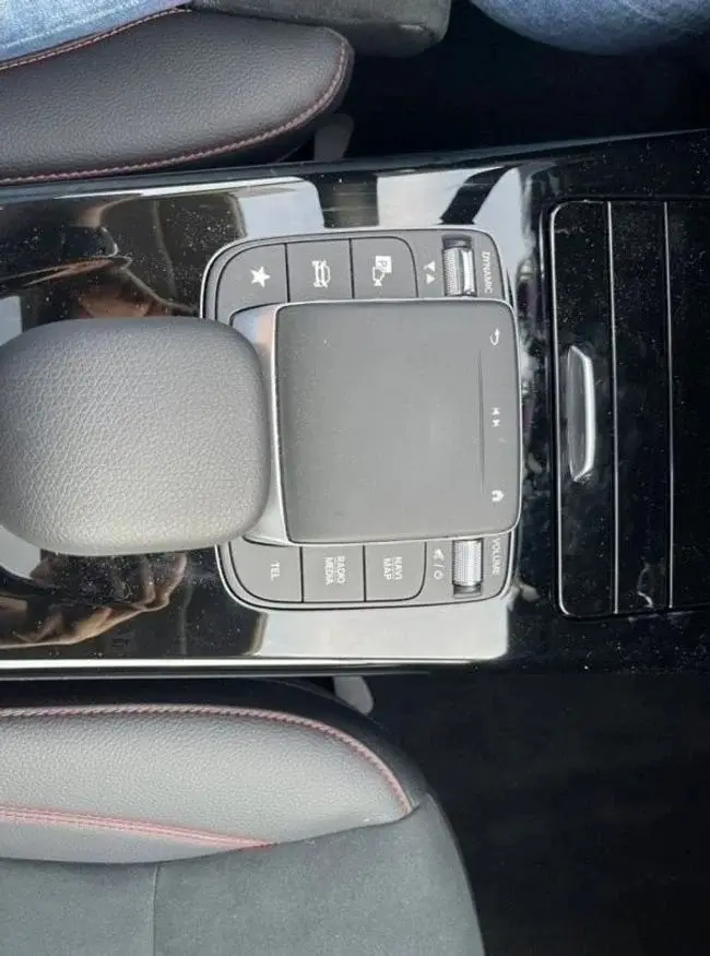 مرسيدس بنز A Class 2023 1.5L