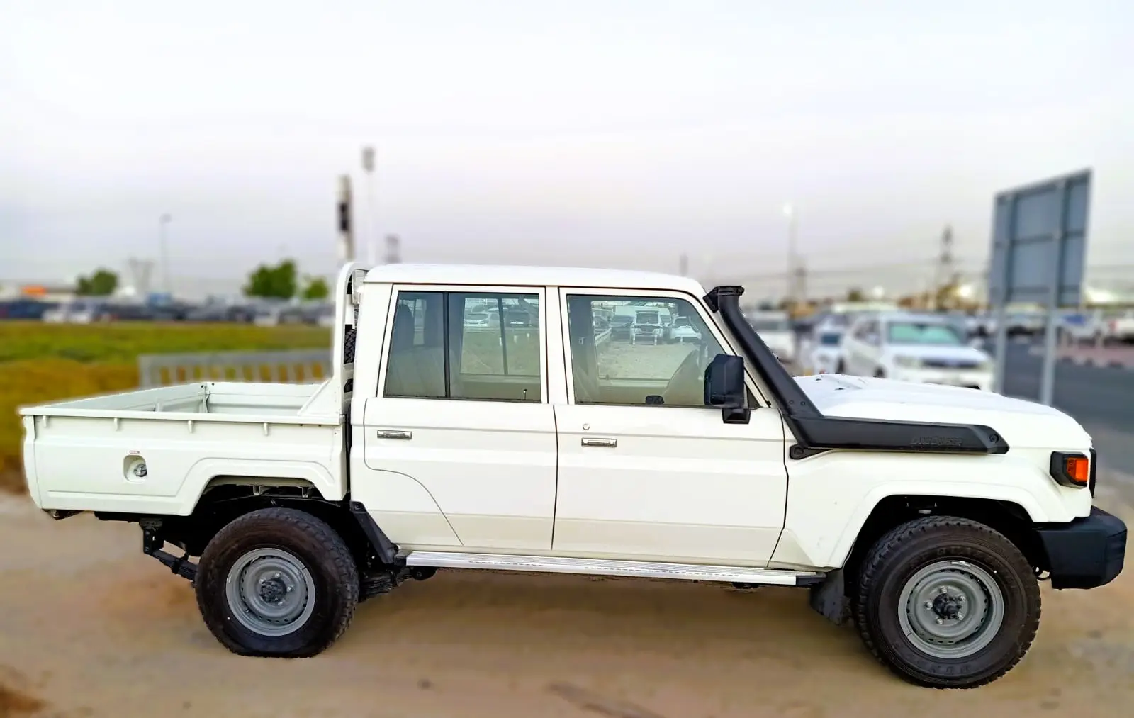 Toyota Land Cruiser Pick Up 2025 4L