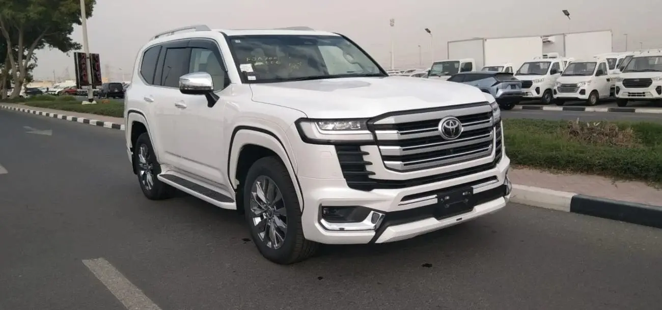 تويوتا لاند كروزر 2025 3.3L