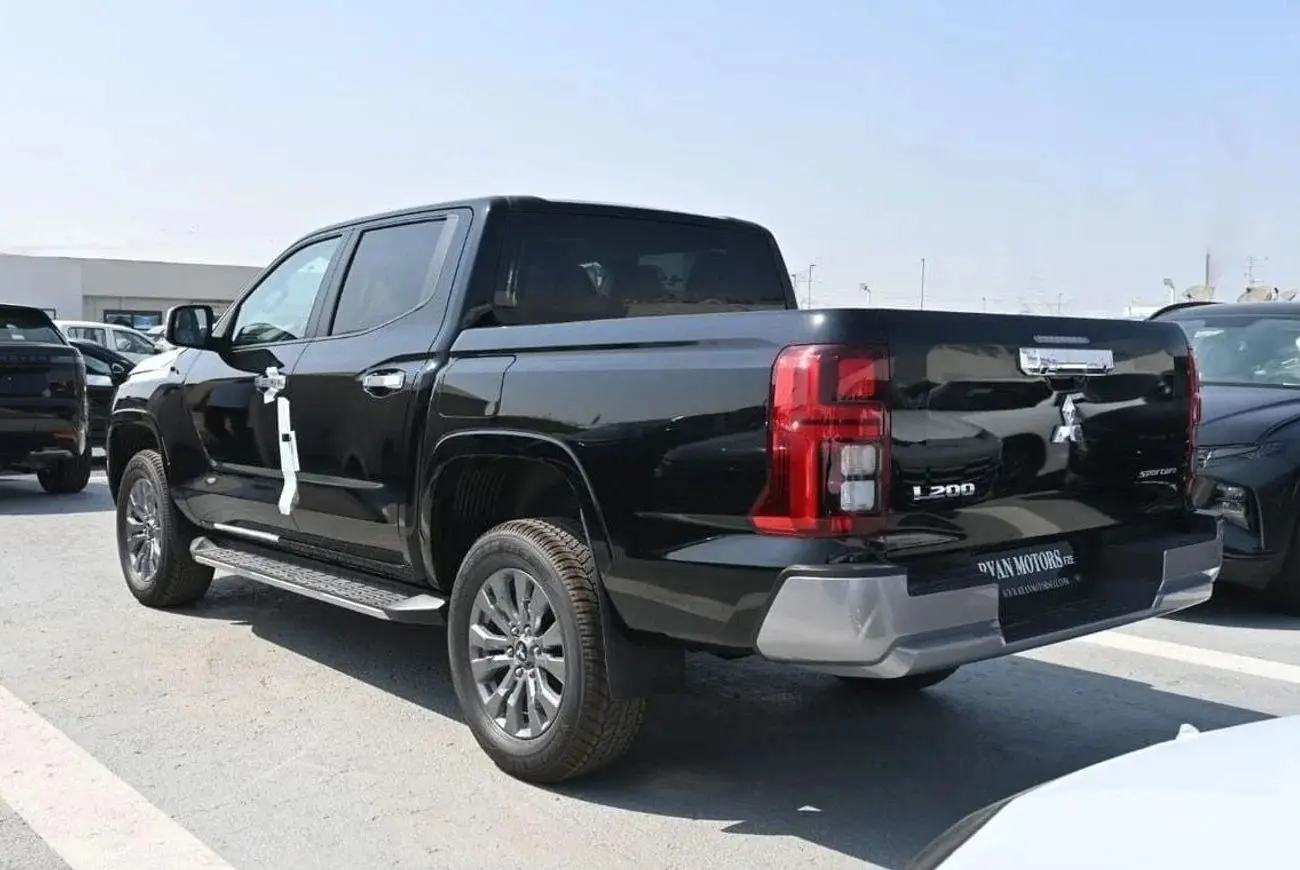 ميتسوبيشي L200 2024 2.4L